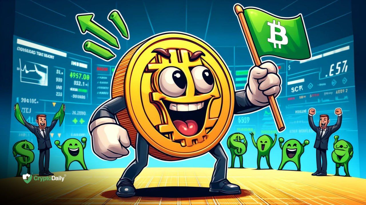 Bitcoin (BTC) is forming a bullish flag - buy or sell?