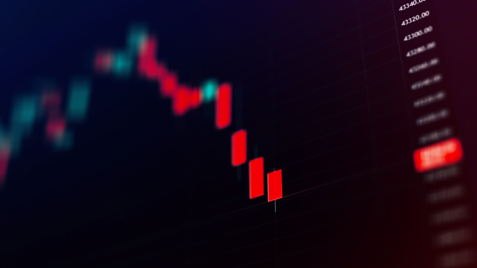 Crypto on the brink - bounce needed soon