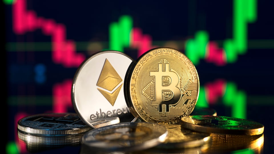 Bitcoin continues slide - Altcoins worse