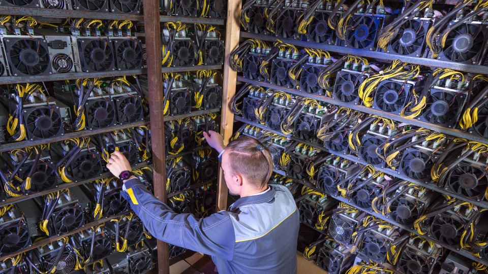 A unique bitcoin mining Power Solution: Old Tire Incineration