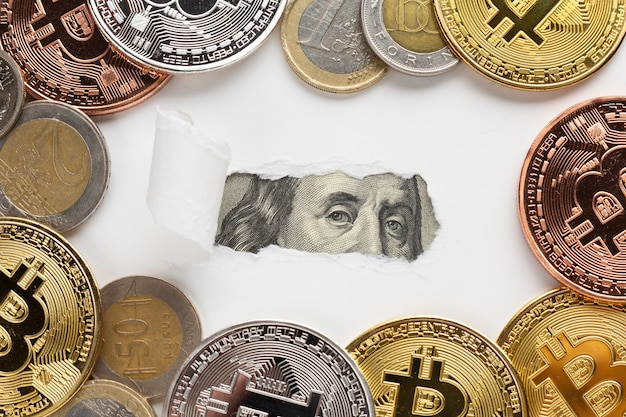 Comparing Cryptocurrency and Traditional Forex Trading: Key Differences, Similarities, and Opportunities in 2025