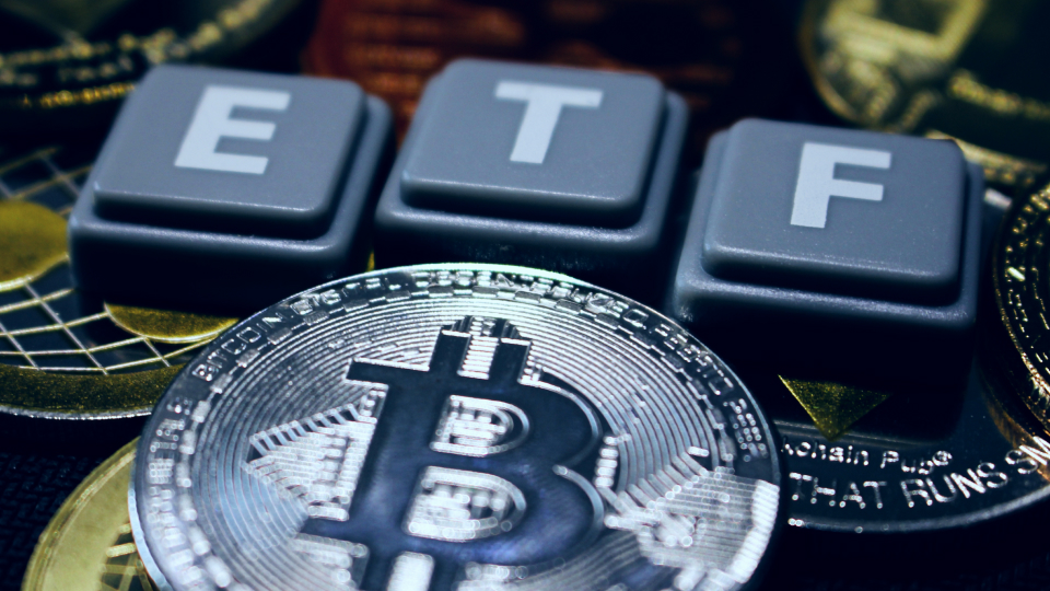 Former SEC chair does not see a Bitcoin Spot ETF rejection